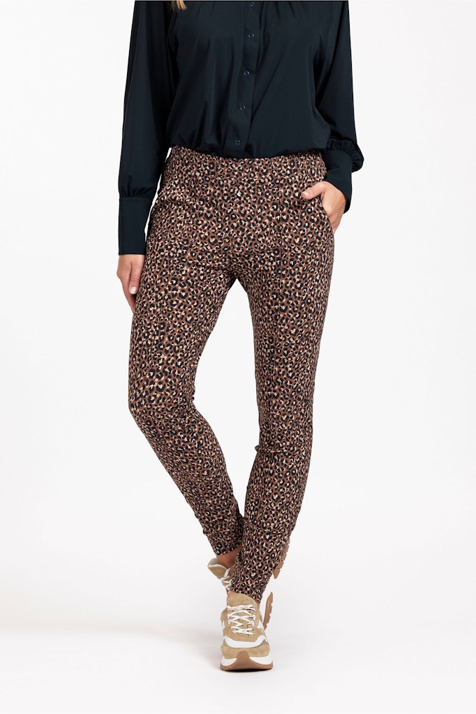 studio-anneloes-laura-leopard-trousers-bp_2xes_c2d_s30usc